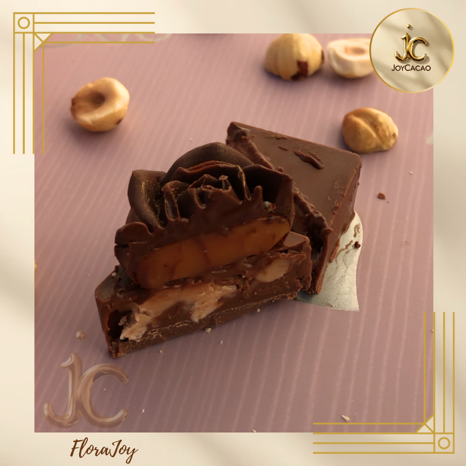 Flora Joy chocolat artisanal farci noisette, caramel ou fruits secs – fleur décorative JoyCacao
